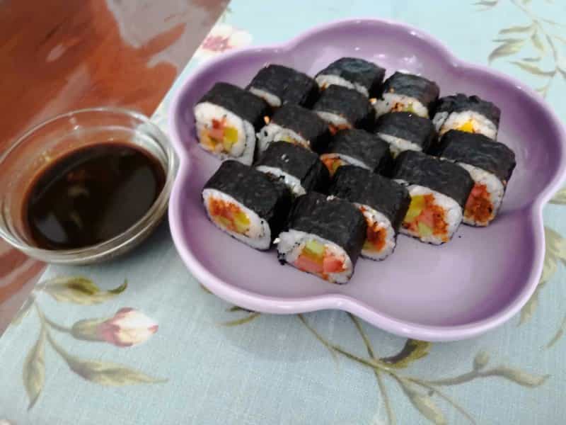鹹鵝蛋黃紫菜捲飯