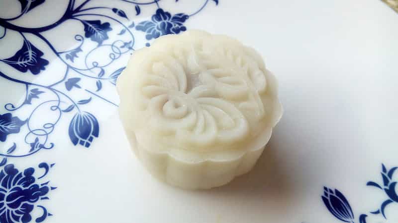 豆沙冰皮月餅