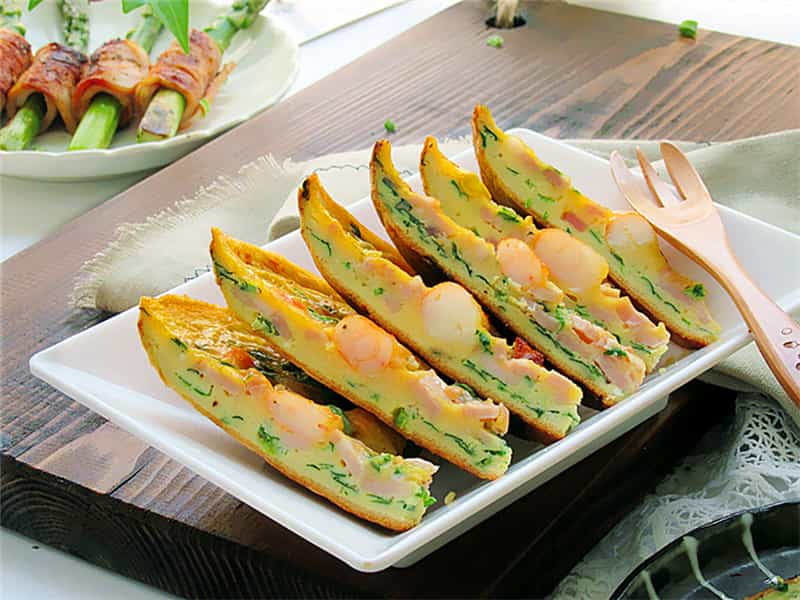 蝦仁韭菜厚蛋餅