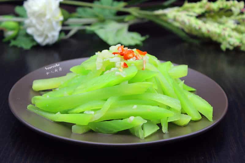 蒜蓉炒蓴筍