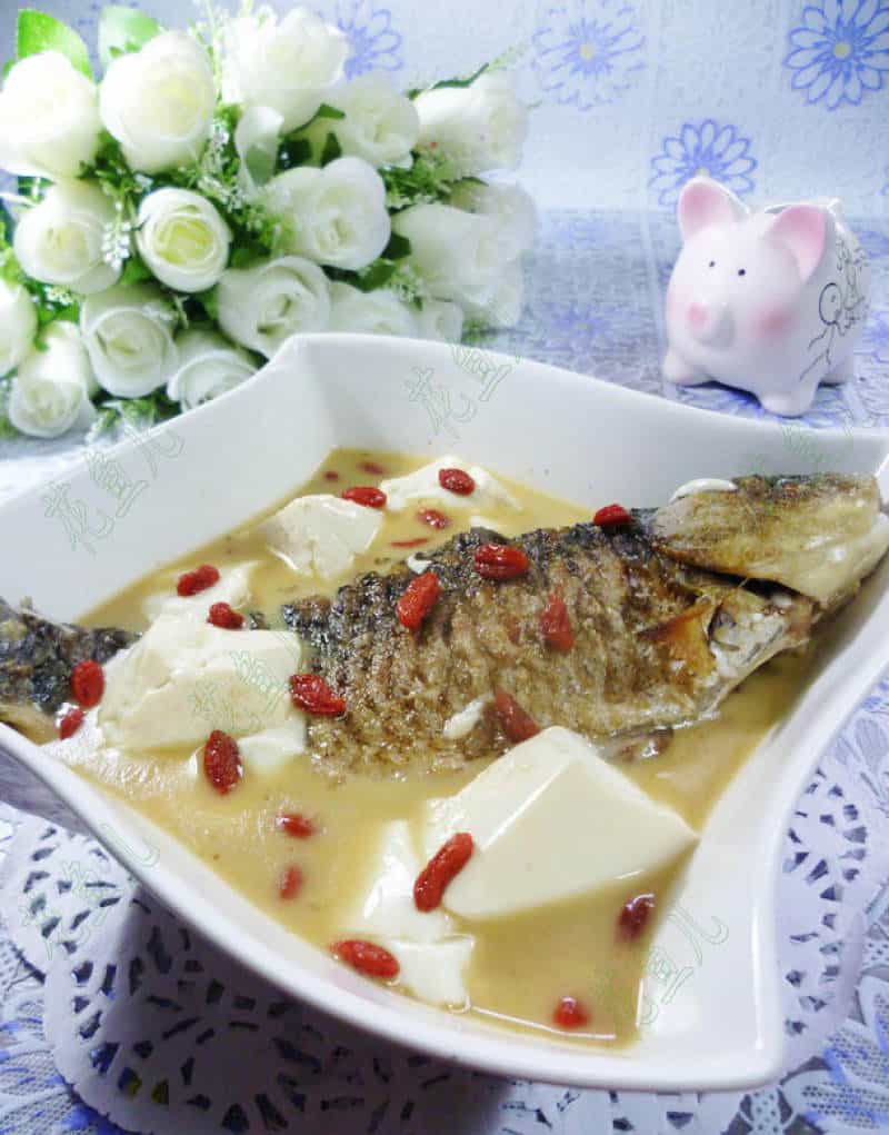 河鯽魚豆腐湯