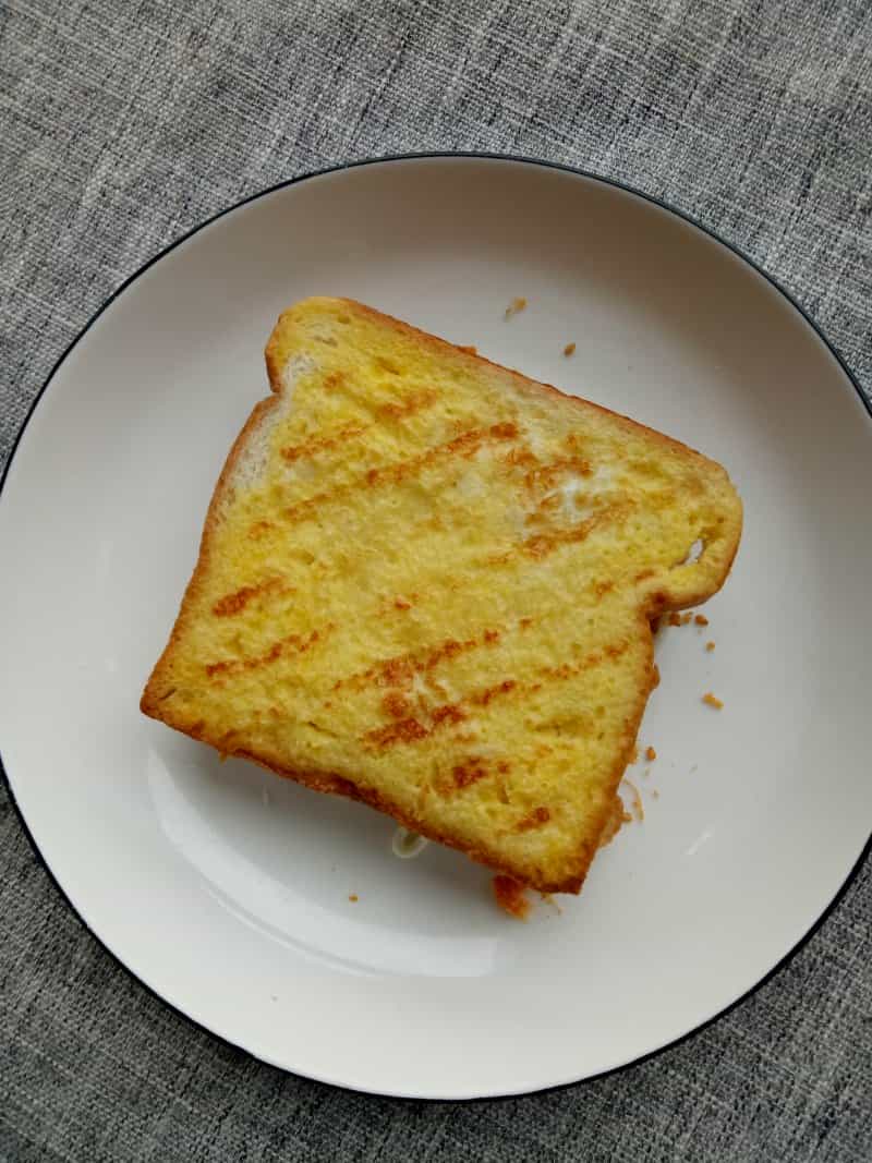 蛋肉鬆三明治