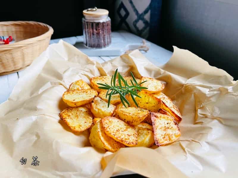 香酥烤薯角