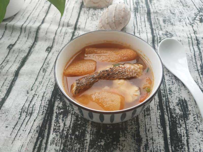 番茄竹蓀黑魚湯