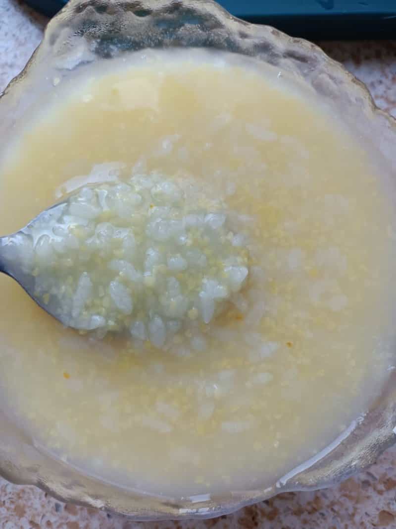 小碴白米粥