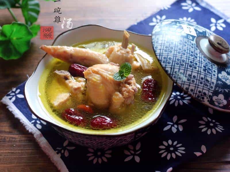 肚條燉土雞湯