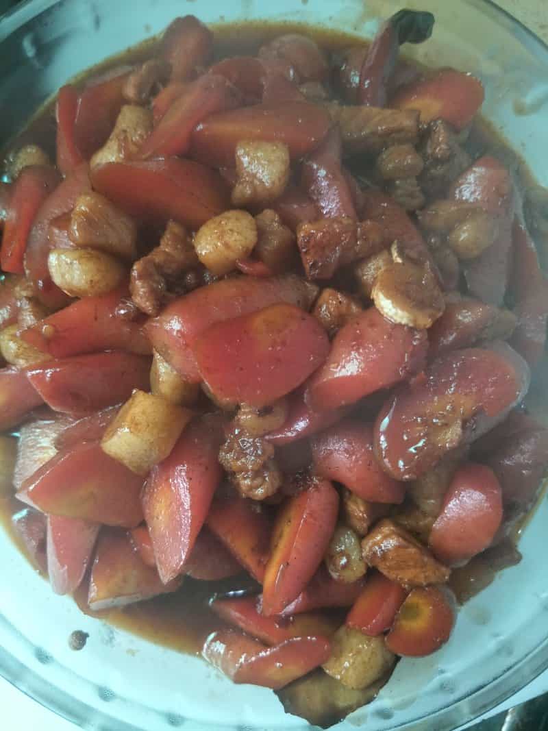 胡蘿蔔紅燒肉