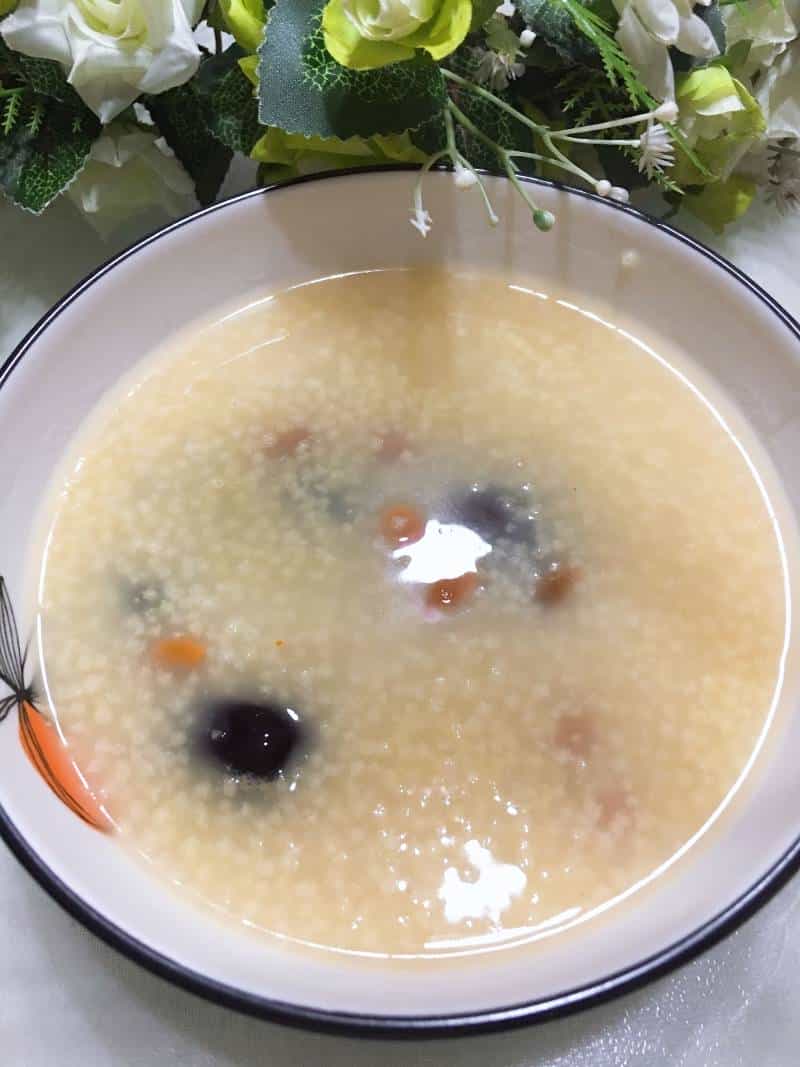 紅棗枸杞小米粥