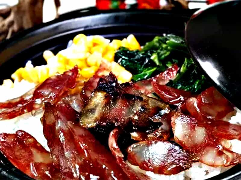 臘肉臘腸煲仔飯