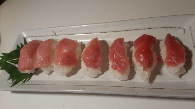 藍旗鮪魚刺身壽司