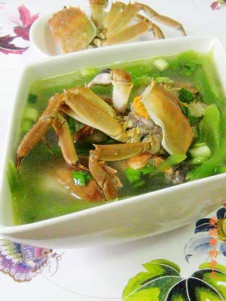 螃蟹萵苣湯