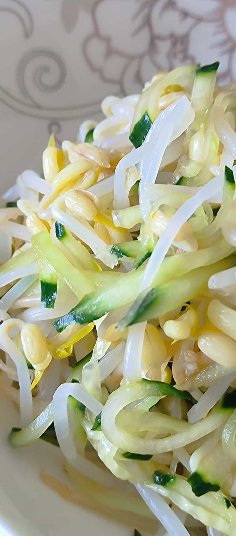 黃瓜拌綠豆芽