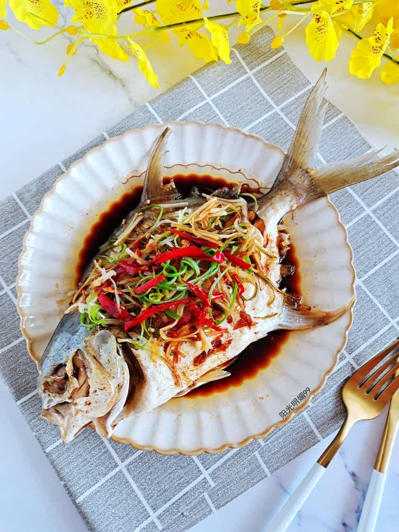 清蒸金鯧魚