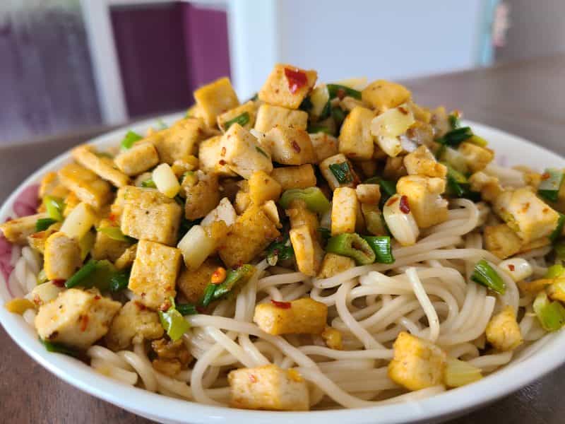 豆腐香蔥撈麵
