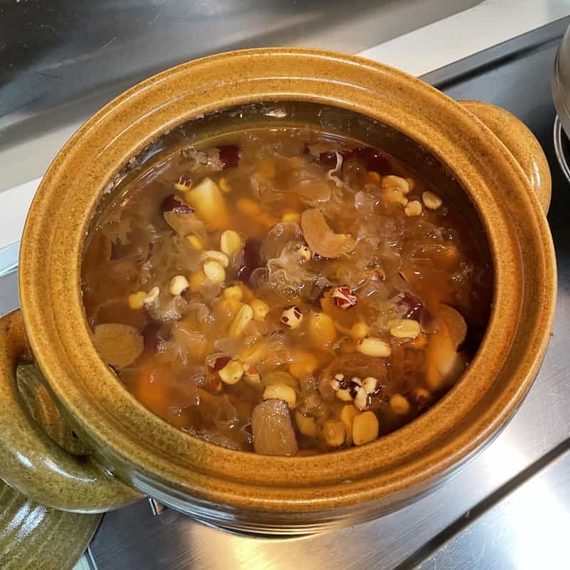 蓮子芡實銀耳湯